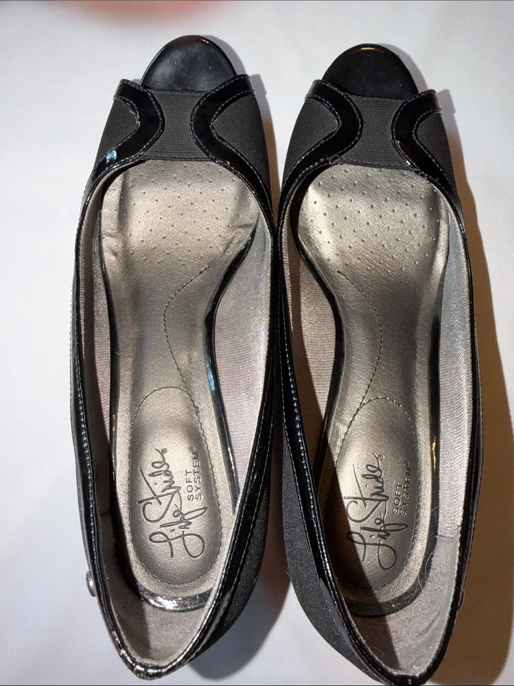Life Stride Black Peep Toe Kitten Heel Pumps Women's Size 9